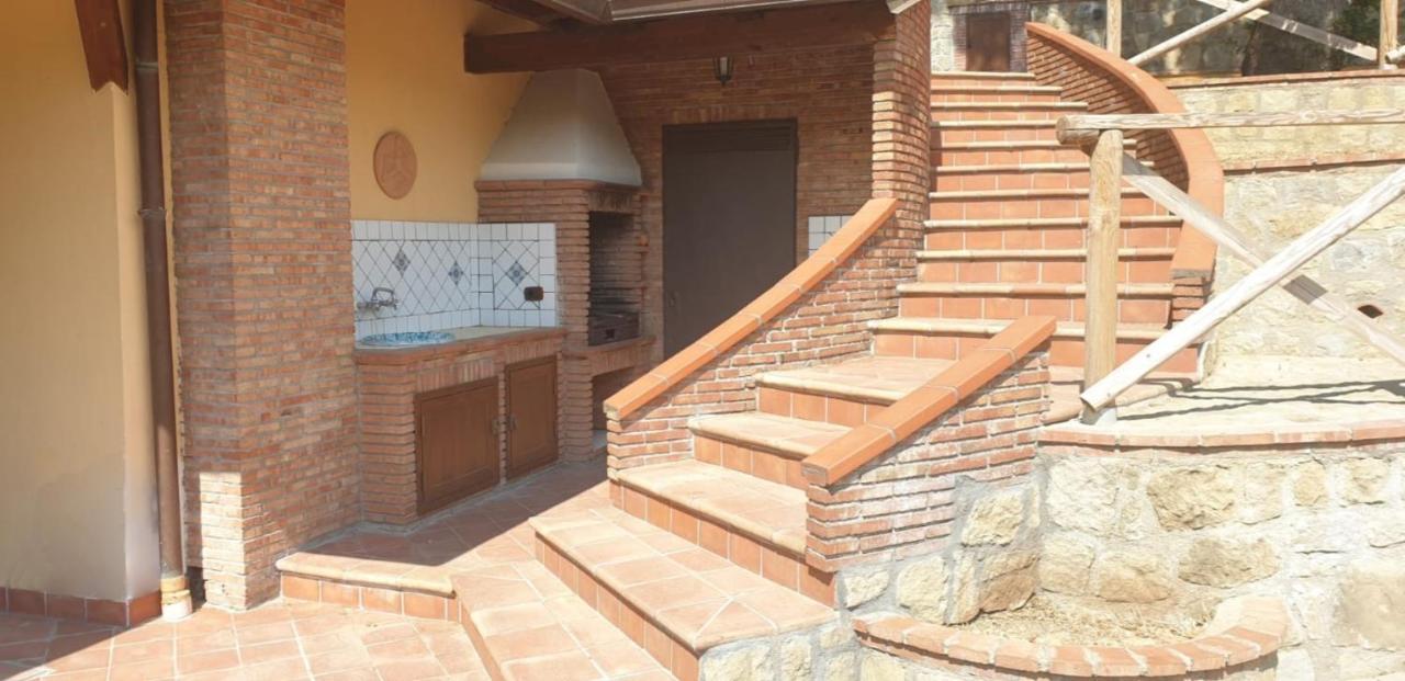 Villa Lara Tortorici Esterno foto