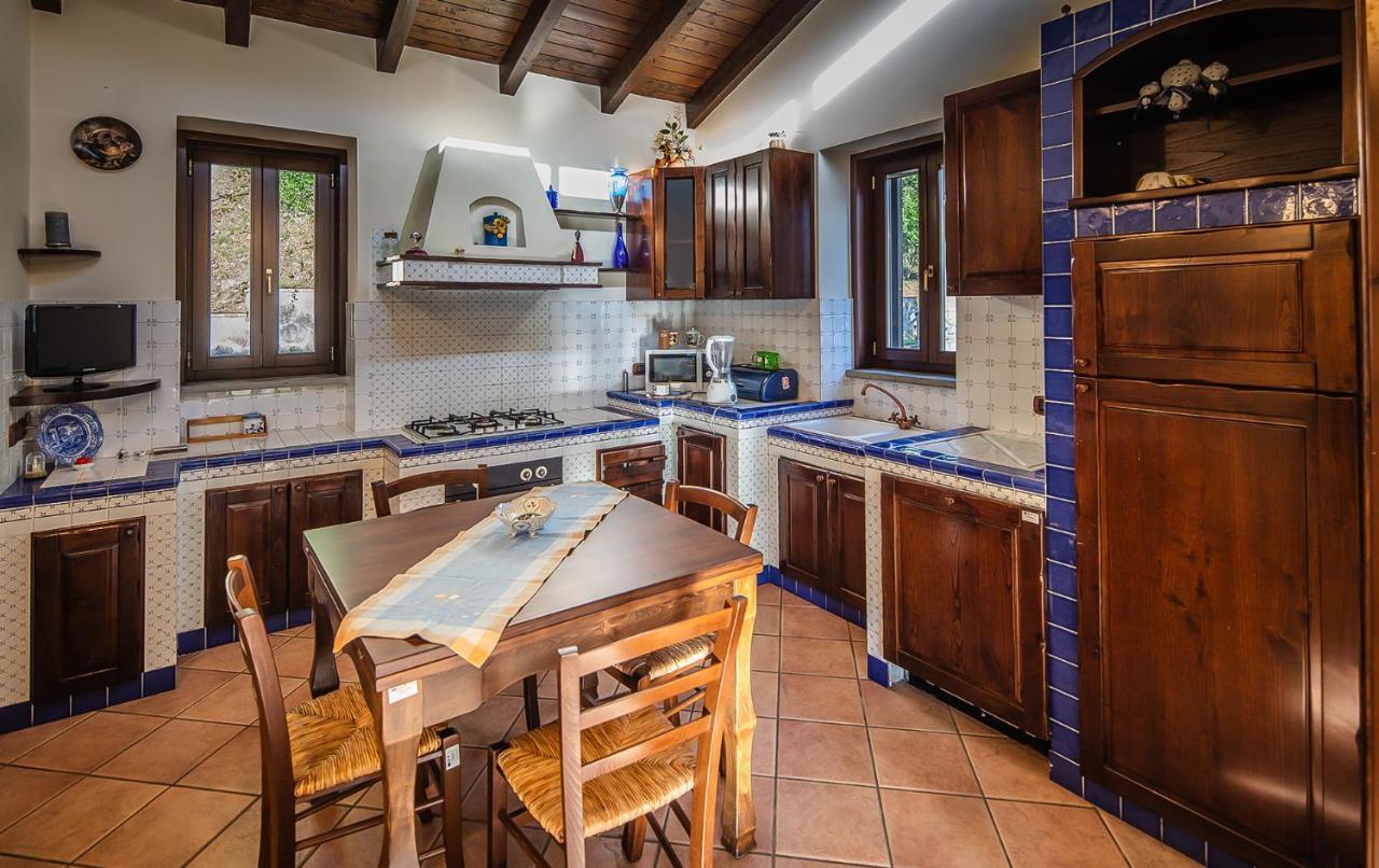 Villa Lara Tortorici Esterno foto