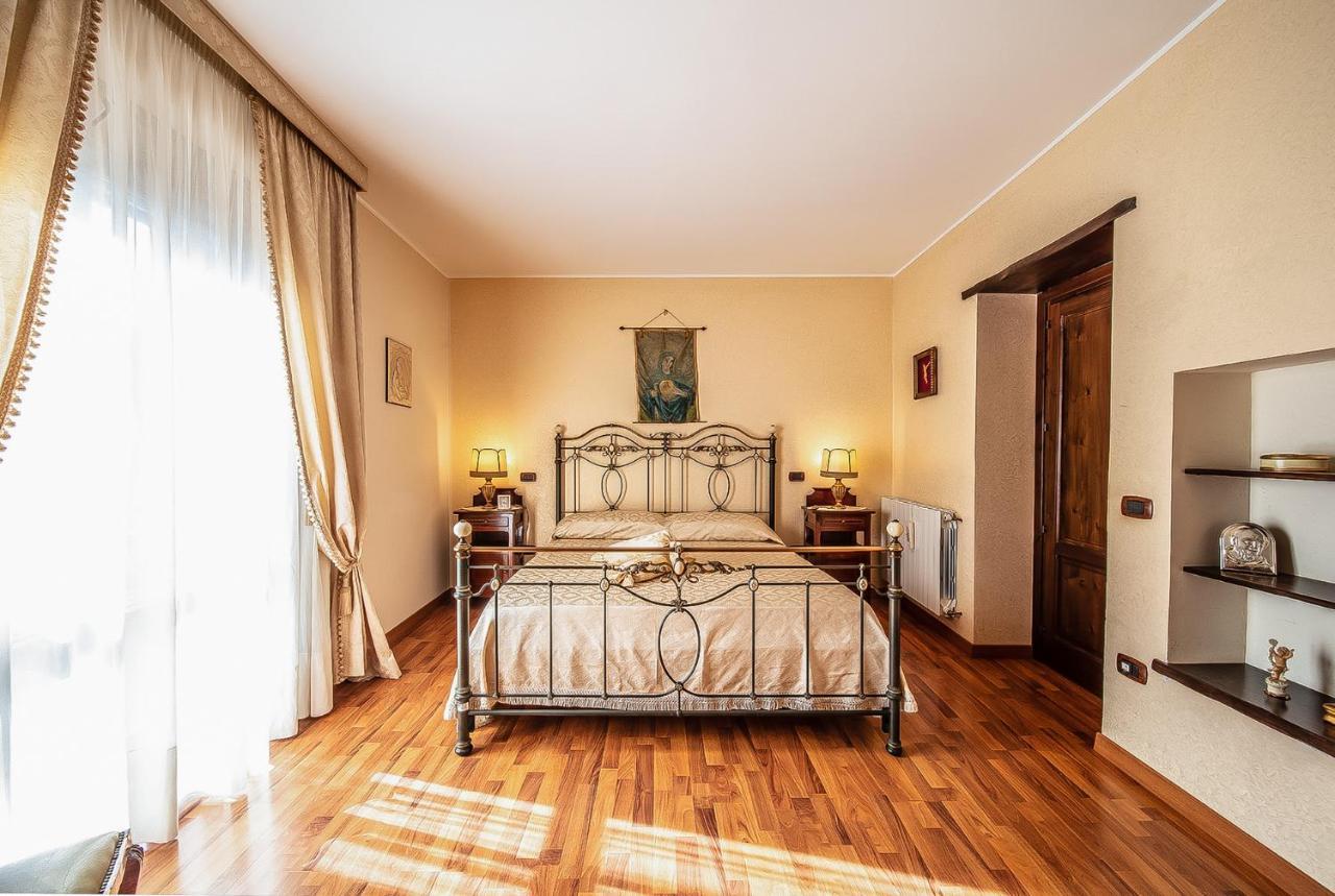 Villa Lara Tortorici Esterno foto
